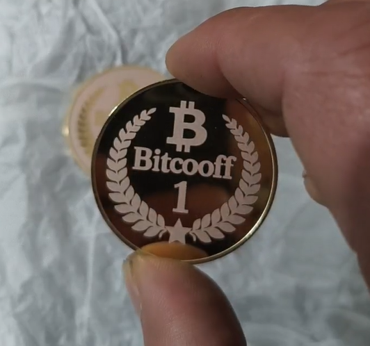 Cofre Bitcooff™ — Pieza Premium Numerada · Edición Imperial